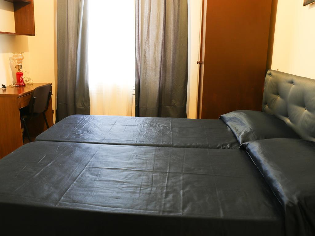 Casa Vacanze Scalone Ρώμη Δωμάτιο φωτογραφία